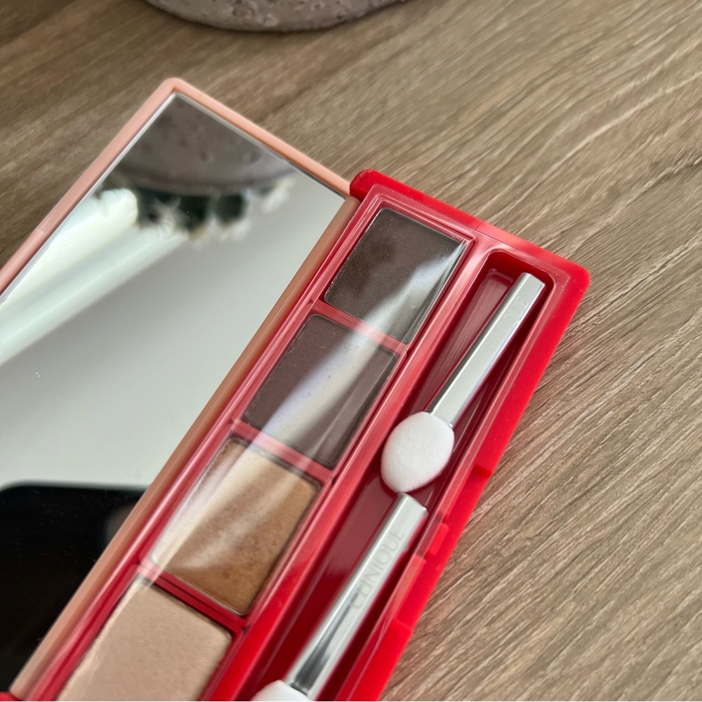 Clinique Limited Edition All About Shadow Quad A50 Daybreak Morning Java - Picture 2 of 5